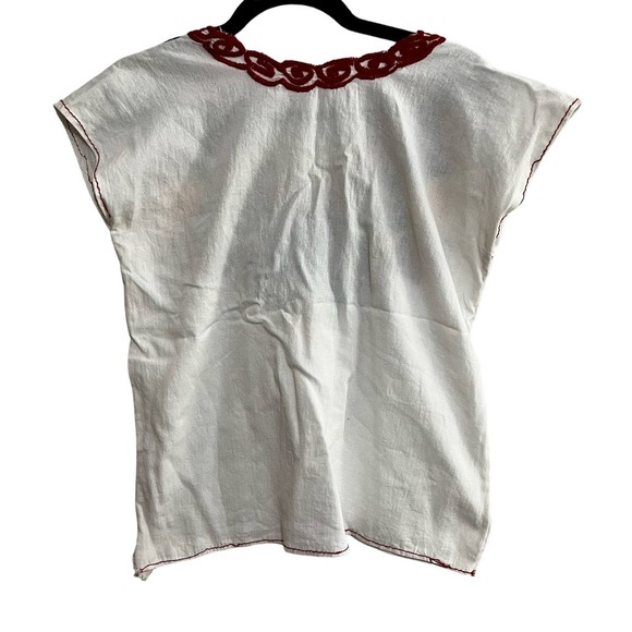 Embroidered White Top - No Brand - Picture 3 of 3